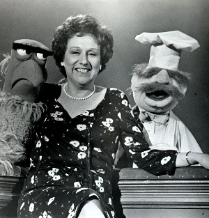 jean stapleton died