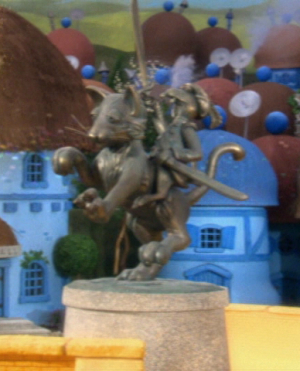 MunchkinlandStatue