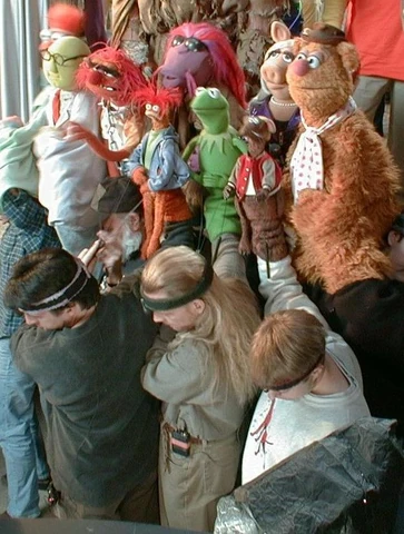 File:MFSMuppeteers.JPG