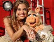 Celeb.menounos