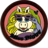 Cast lanyard 2006 piggy
