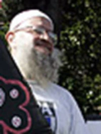 Warrenkundis1.jpg