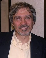 Antonio Sanna dubs the voice of Bernard Nadler