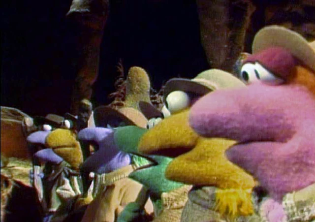 File:Cavefraggles.JPG