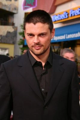 Seifer Wolf depicted by Karl Urban