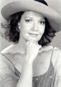 Lillian Hurst