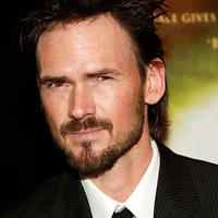 Jeremydavies.jpg