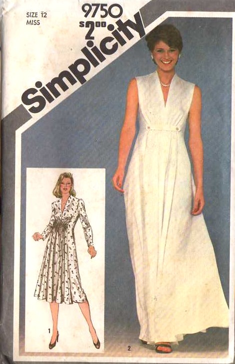 http://images3.wikia.nocookie.net/__cb20071205134231/vintagepatterns/images/5/58/S9750.jpg