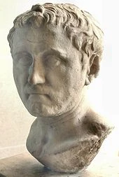 170px-Pompey louvre3.jpg