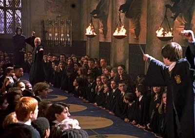 <img:http://images3.wikia.nocookie.net/__cb20080509002353/harrypotter/images/8/84/DuelingClub.jpg>