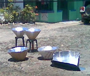 Solar Cookers in Cagayan de Oro Philippines 2008