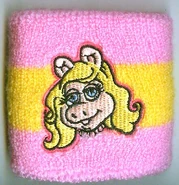 Hatsharkpiggywristband