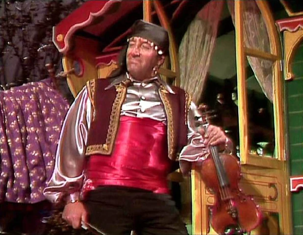 File:Gypsy violin.JPG