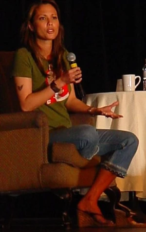 lexa doig tracker