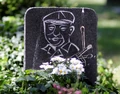 Grabstein Streichholzkarlchen.jpg