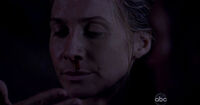 5x04 Juliet'sBleedingNose