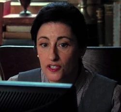 5x03Moira.PNG