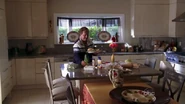 5x02HurleyKüche