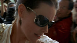 800px-4x04 Kate enters