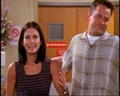 5x03 Monica Chandler arrive