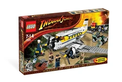 7628 Peril in Peru Box