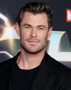 250px-Chris_Hemsworth