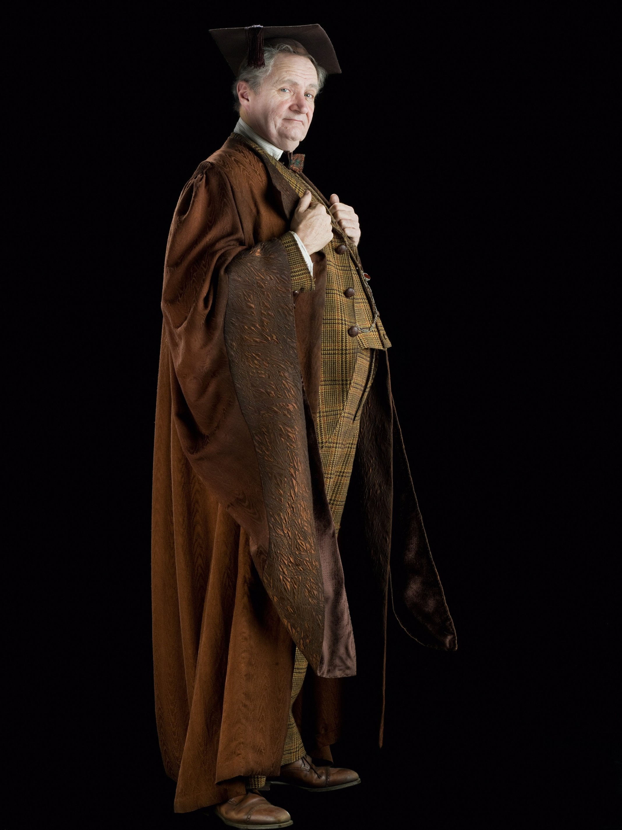 http://images3.wikia.nocookie.net/__cb20090817202255/harrypotter/images/3/31/Horace_Slughorn_%28HBP_promo%29_1.jpg