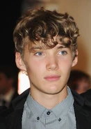 Toby Regbo