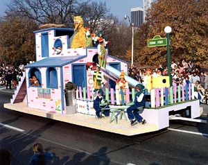 Unknownparadefloat