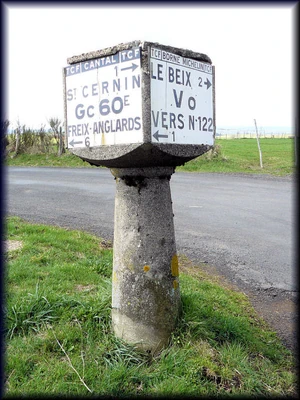 15 St-Cernin borne Gc60e-Vo