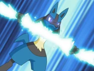 EP580 Lucario usando hueso veloz