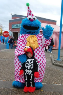 Sesame Place 2009 Halloween Cookie Monster