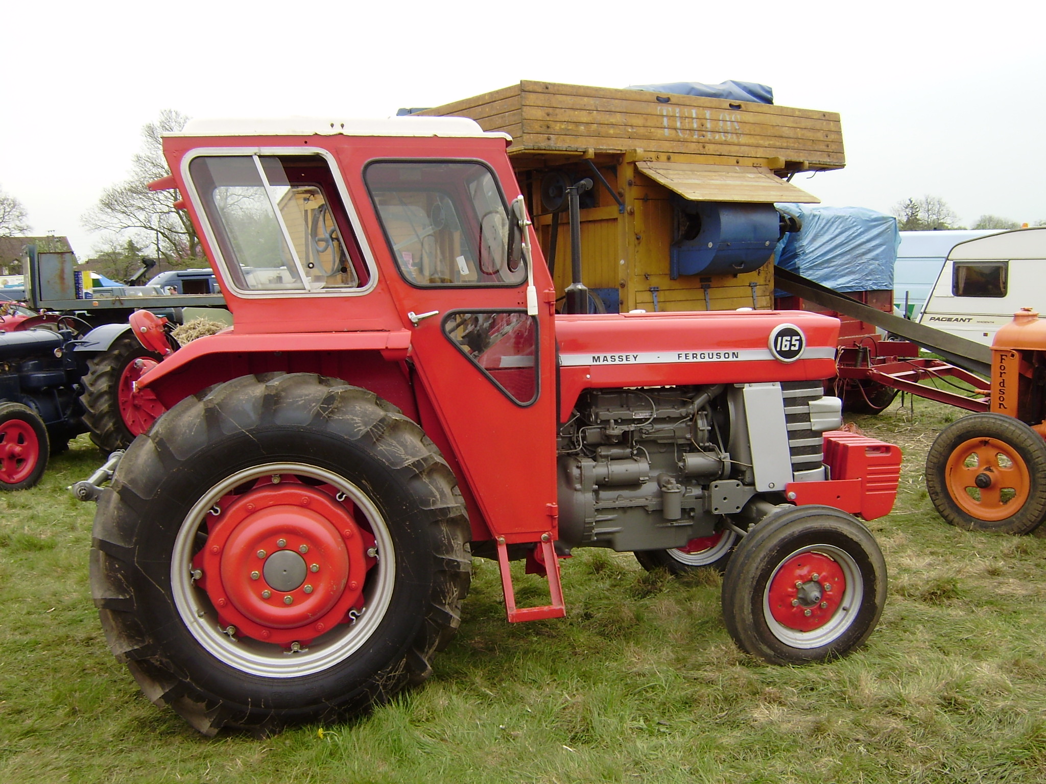 Duncan Cabs Tractor & Construction Plant Wiki The classic vehicle