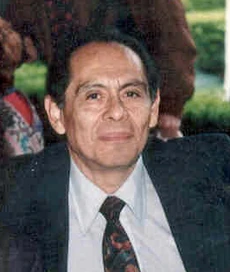 Víctor Mares