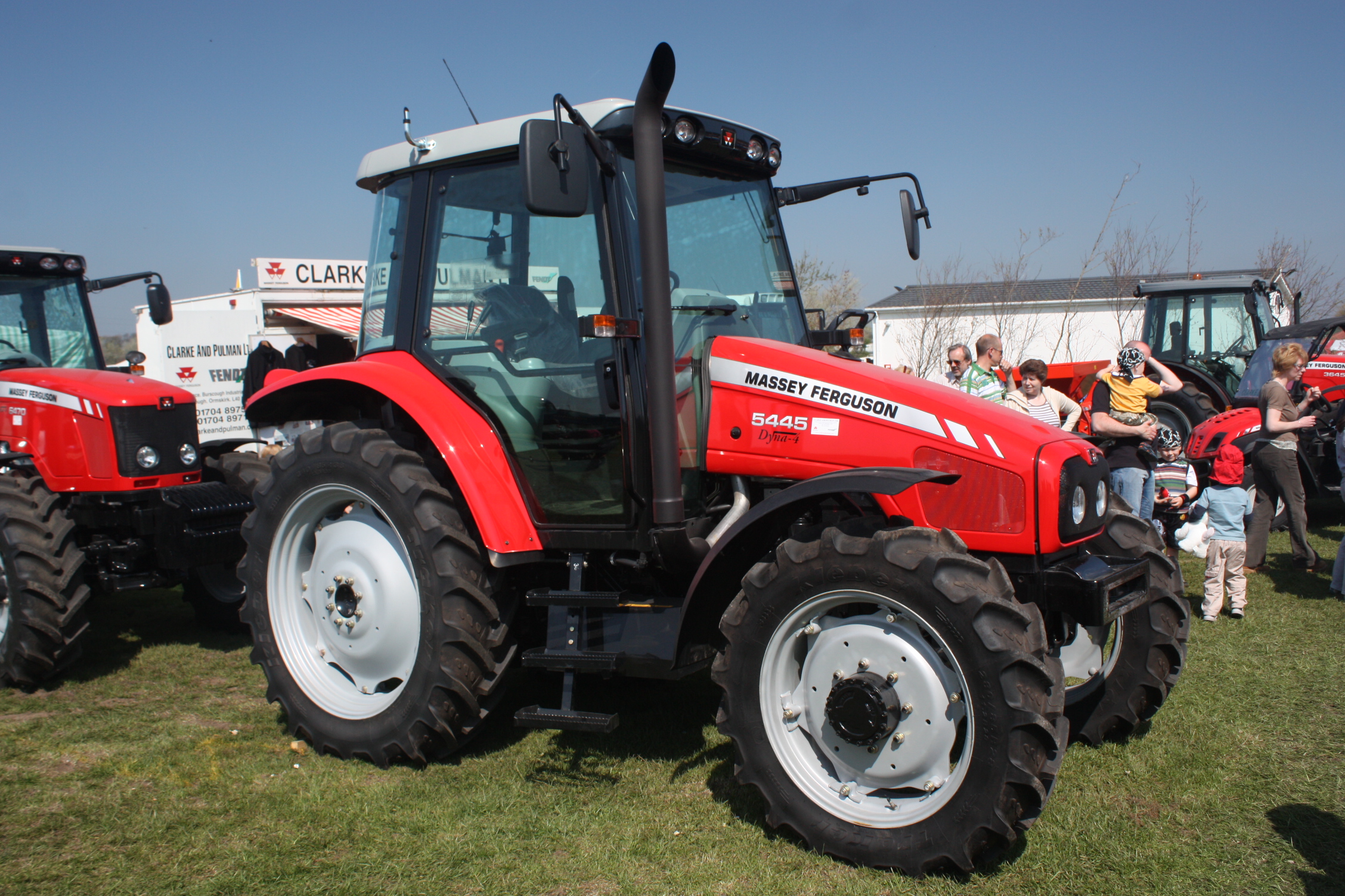 Massey Ferguson Tractor And Construction Plant Wiki The Classic Vehicle And Machinery Wiki 1452
