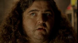 2x04 Hurley.png