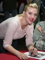 Scarlett Johansson signingautographs