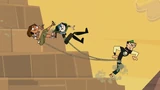AnEnragedDuncanGoesDownThePyramid