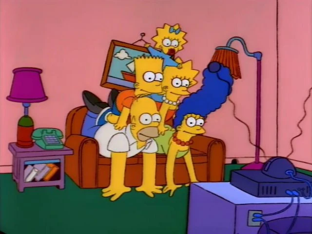 http://images3.wikia.nocookie.net/__cb20100618164753/simpsons/images/5/5a/CouchGagS3E04.jpg