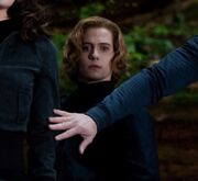 Alice-and-Jasper-Eclipse-still-alice-and-jasper-11200995-833-762