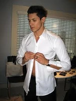 Alex24