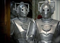 250px-41631814_cybermen3_416bbc.jpg