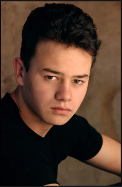 Daniel-Logan.jpg