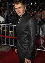 Charlie Bewley4