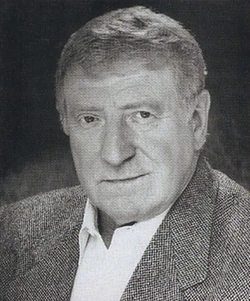 Clive Revill