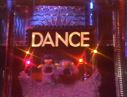 TwoHeadDANCE!