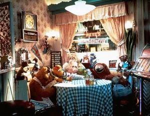 TMTM-PetesLuncheonette-Diner