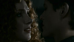 Capturas-Clip-Victoria-y-Riley-twilight-series-14185426-1280-720