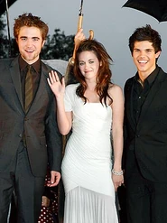 8a556a39a6156986 robert pattinson3