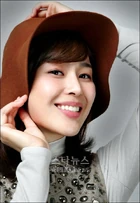 Lee Ha Na4
